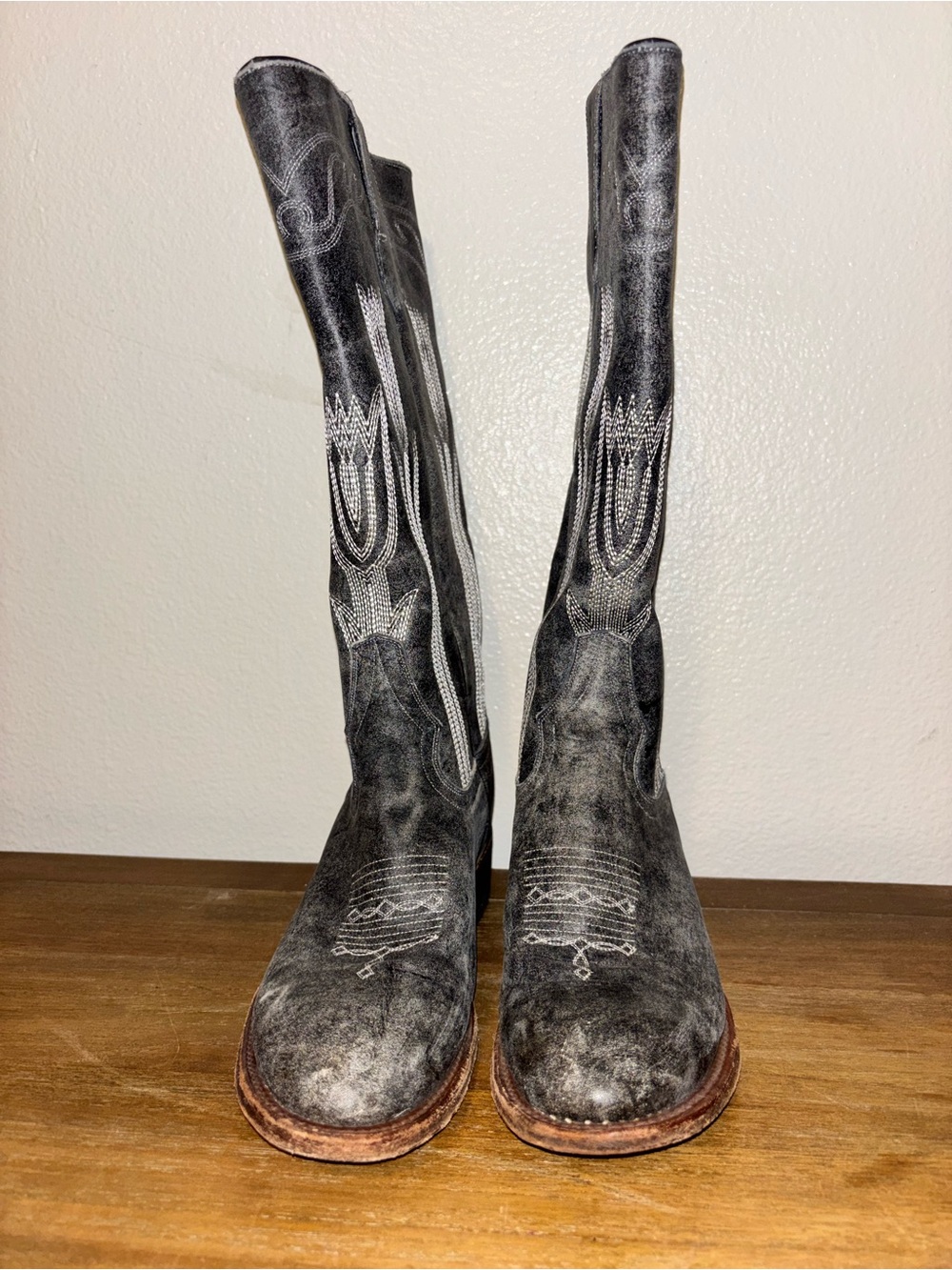 Macie Bean Women’s Tall Flower Tulip Western Boot 9.5 - Picture 4 of 7